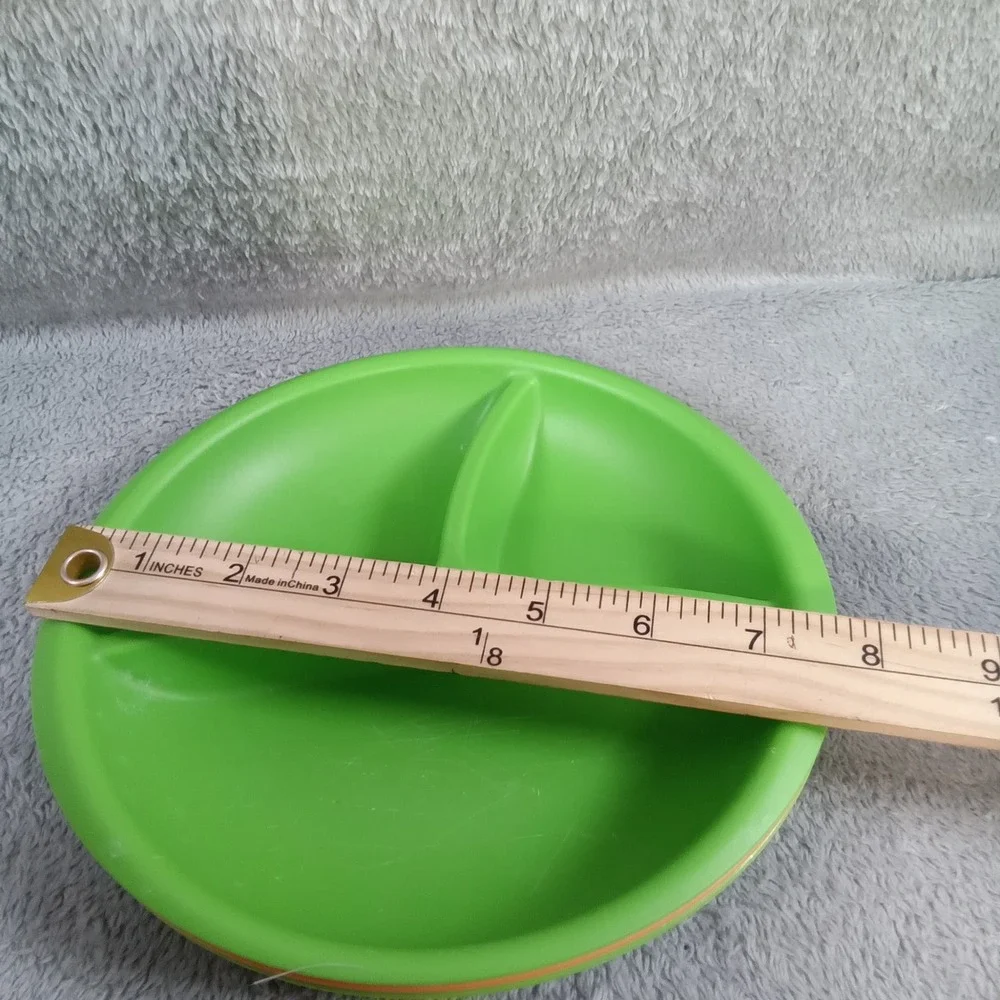 Set of 3 Kids Divided Plastic Plates Green and Orange 8 Inch‎ Microwave Safe